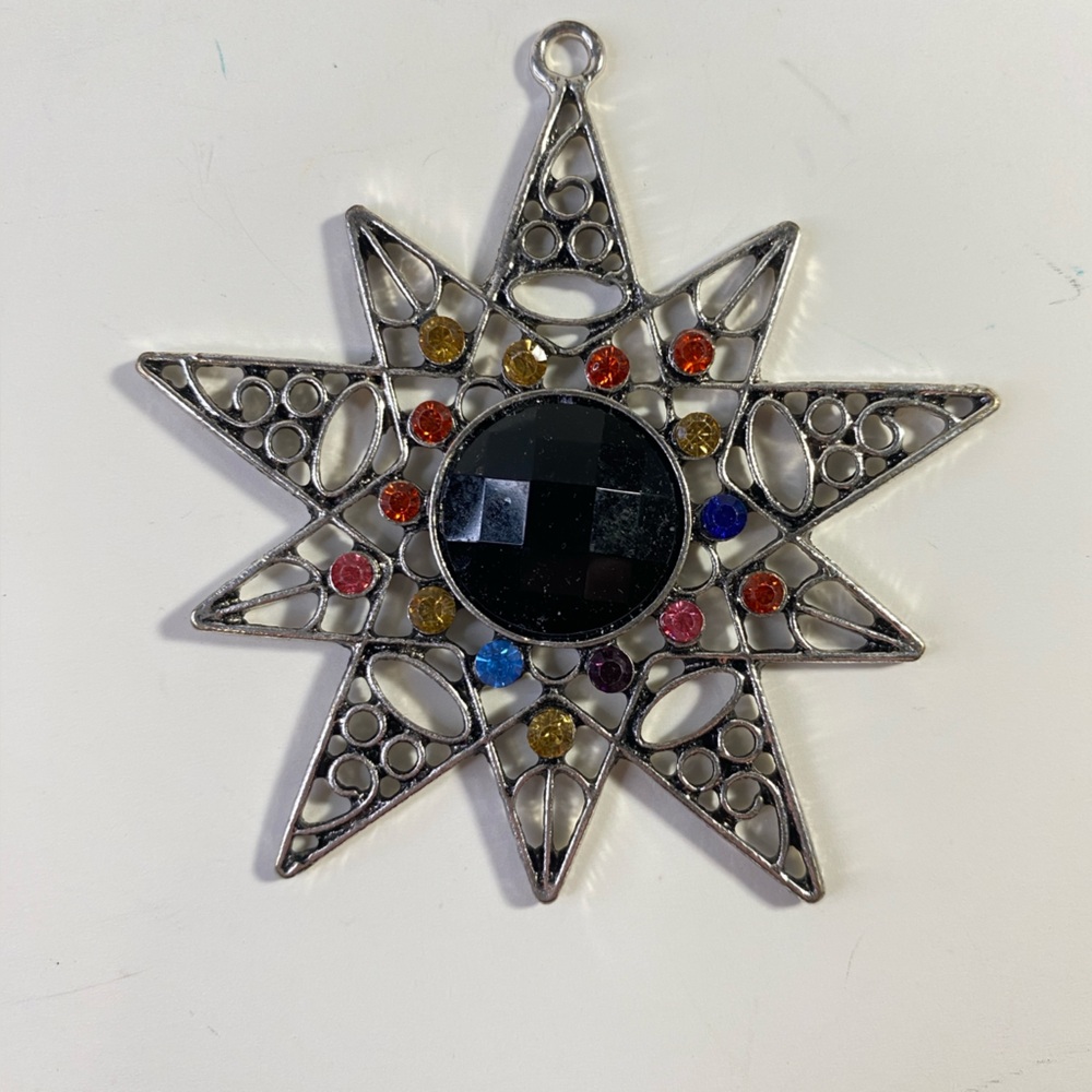 Vintage Silver Starburst Necklace with Multicolor Gems